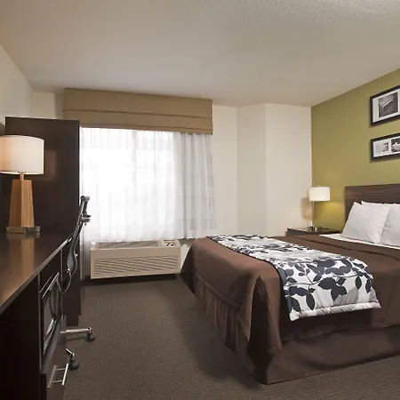 Sleep Inn Airport-2
